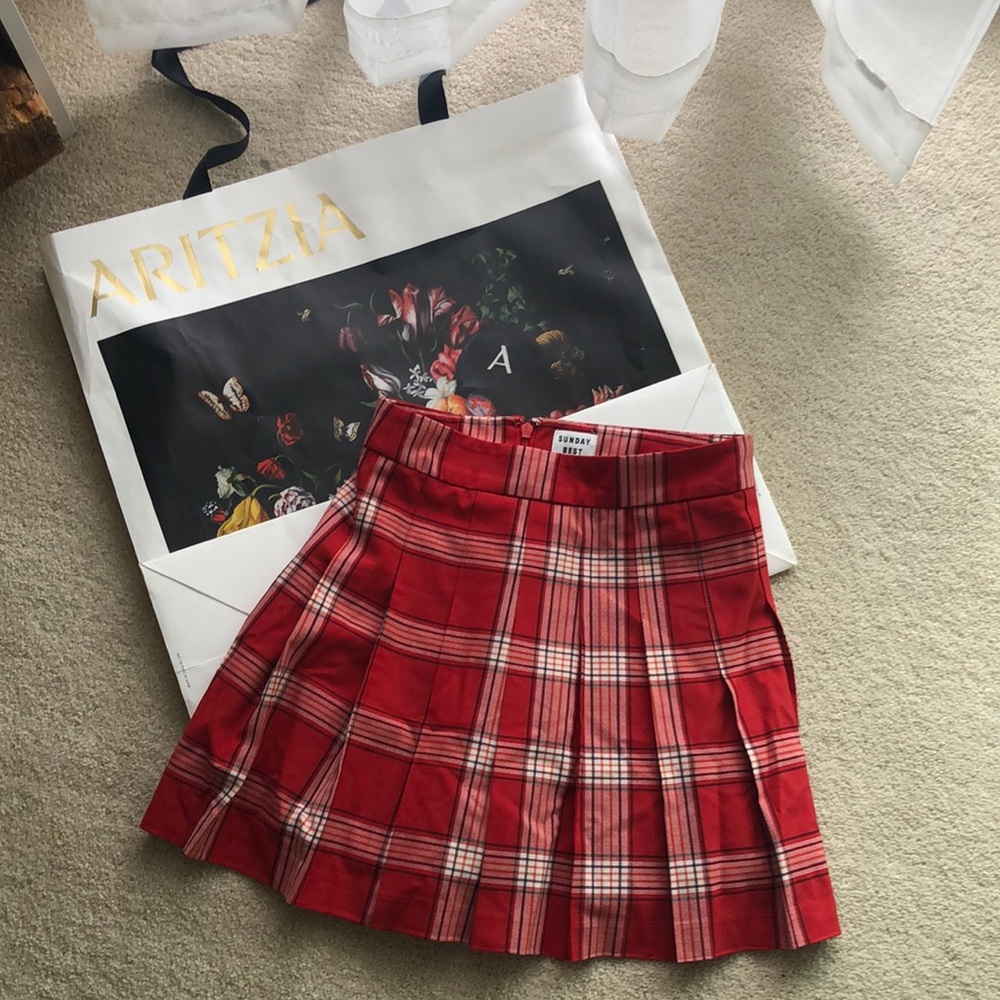 Sunday best - Olive mini skirt, size 0, plaid white and red